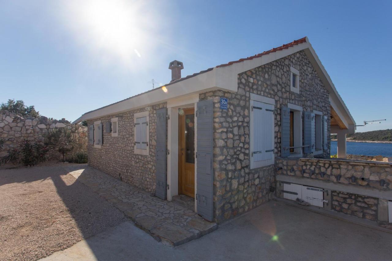 Villa, Stone House With Swimming Pool & Sauna, Beach, Севид Экстерьер фото