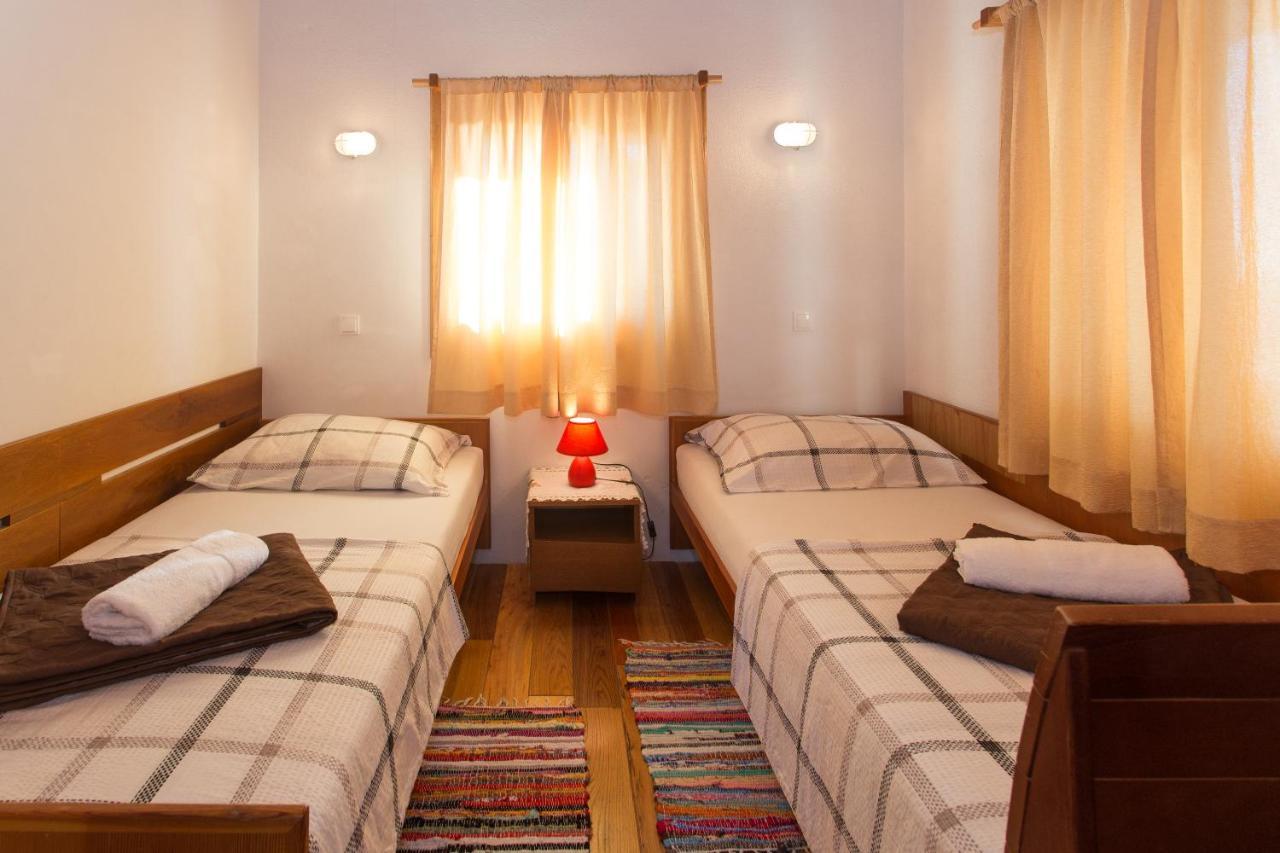 Villa, Stone House With Swimming Pool & Sauna, Beach, Севид Экстерьер фото