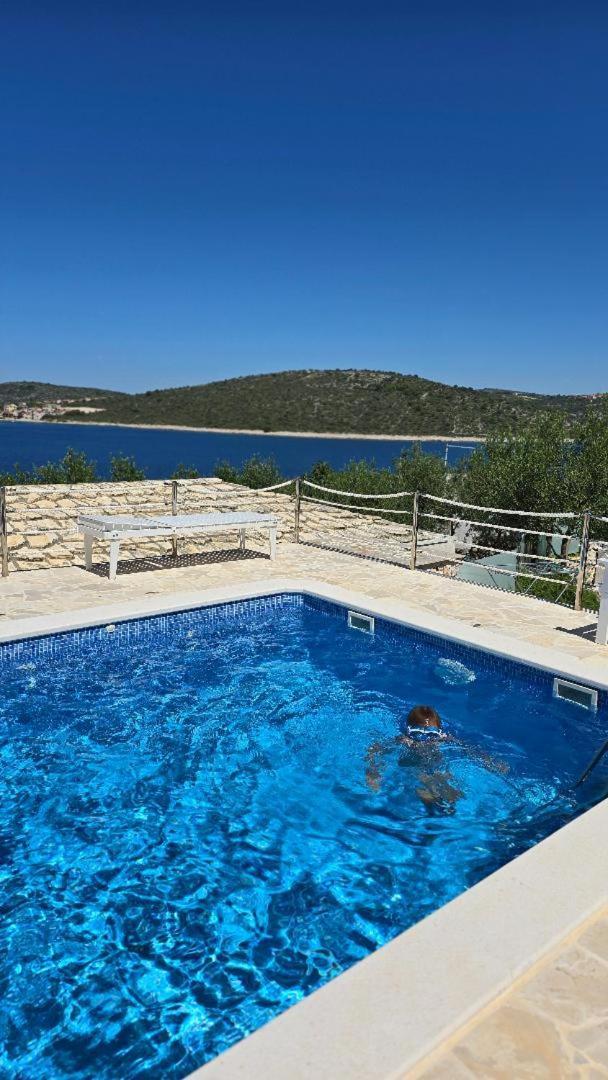 Villa, Stone House With Swimming Pool & Sauna, Beach, Севид Экстерьер фото