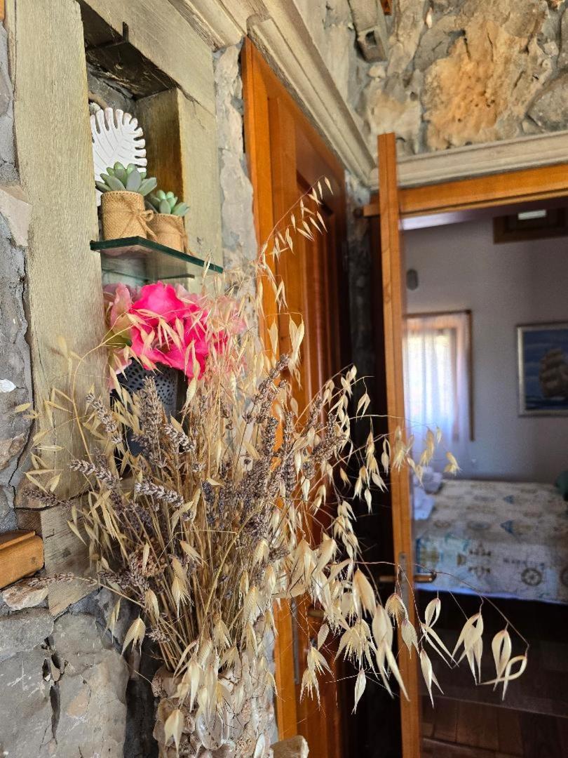 Villa, Stone House With Swimming Pool & Sauna, Beach, Севид Экстерьер фото